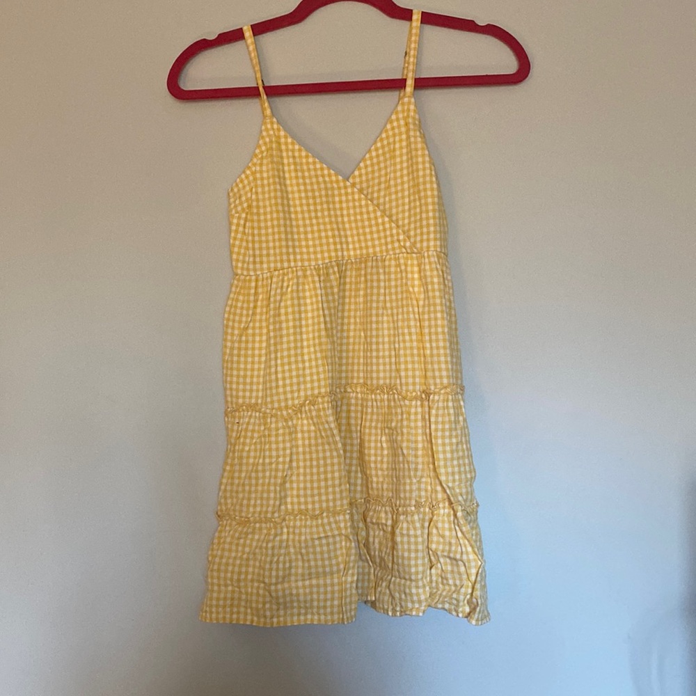 Yellow dress